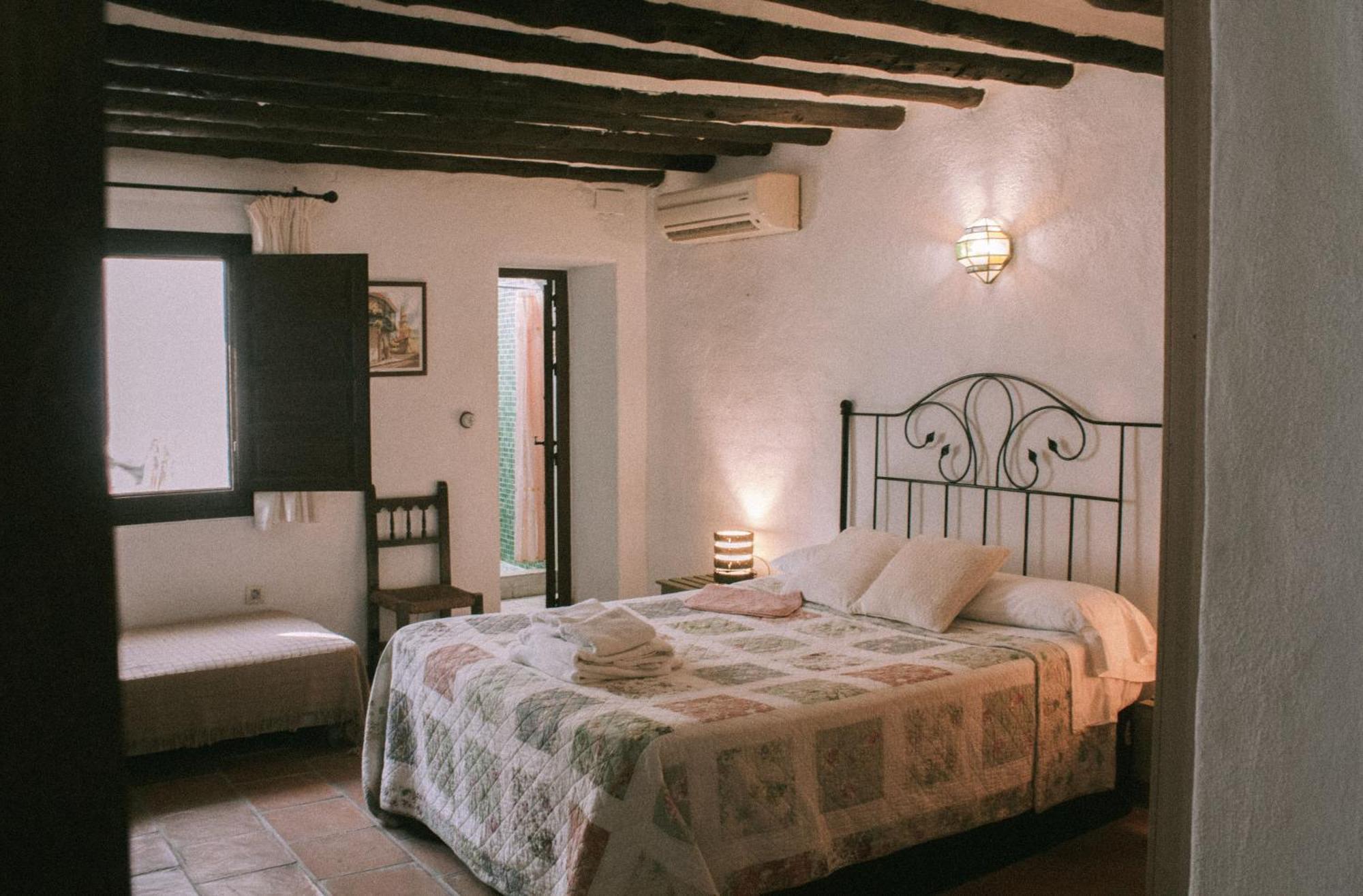 Hotel Rural Alqueria De Los Lentos Nigüelas Oda fotoğraf